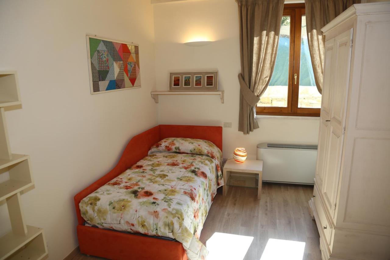 Casa Vacanze Squarcialupi كاستيلّينا إنْ كْيانت المظهر الخارجي الصورة