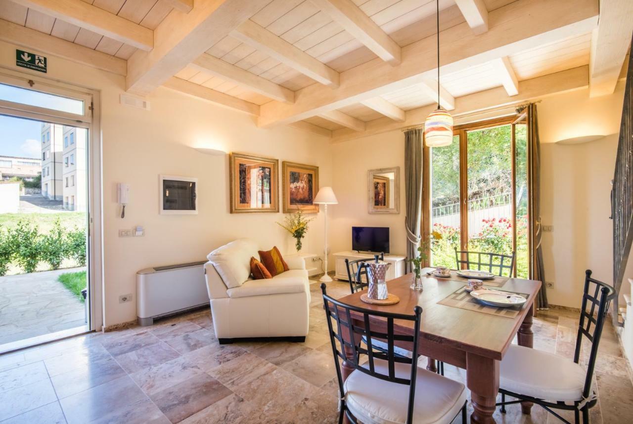 Casa Vacanze Squarcialupi كاستيلّينا إنْ كْيانت المظهر الخارجي الصورة