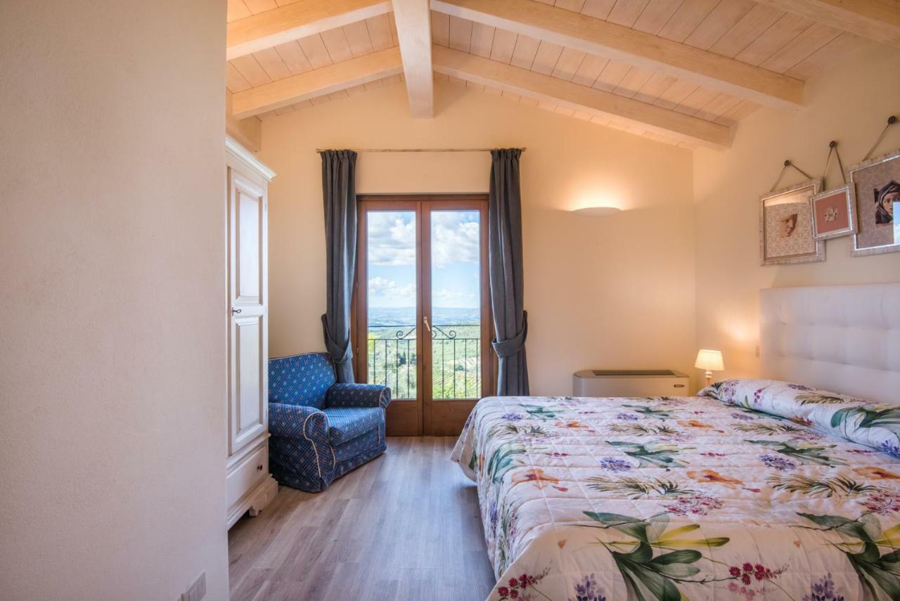 Casa Vacanze Squarcialupi كاستيلّينا إنْ كْيانت المظهر الخارجي الصورة