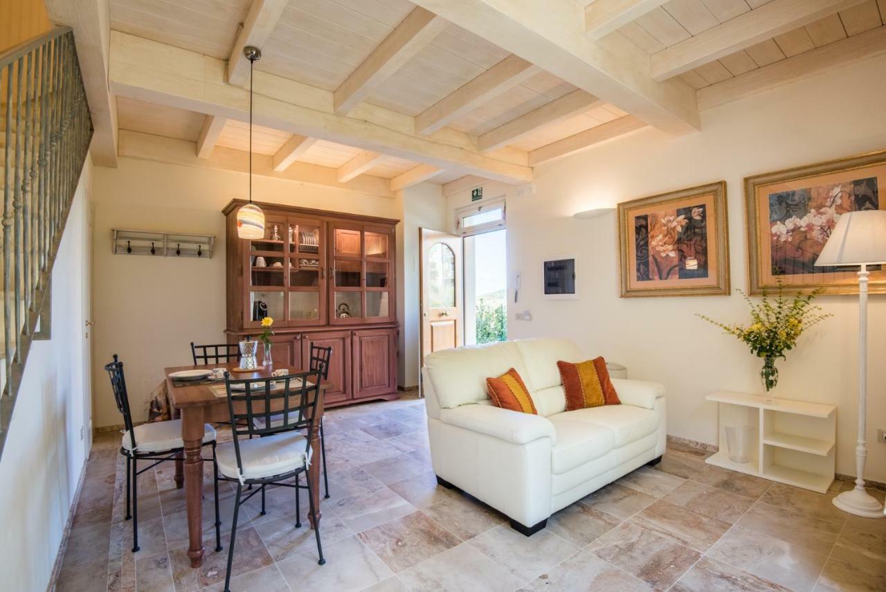 Casa Vacanze Squarcialupi كاستيلّينا إنْ كْيانت المظهر الخارجي الصورة