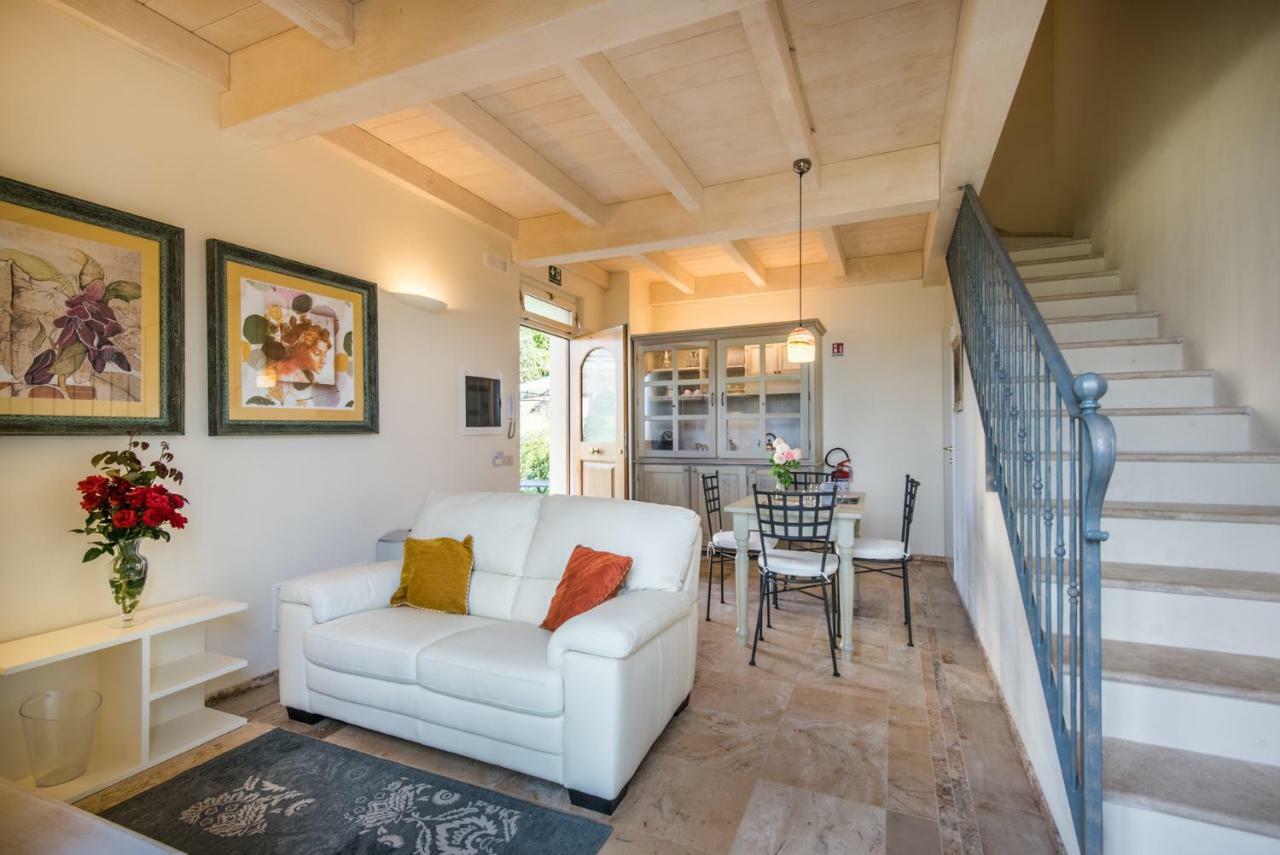 Casa Vacanze Squarcialupi كاستيلّينا إنْ كْيانت المظهر الخارجي الصورة