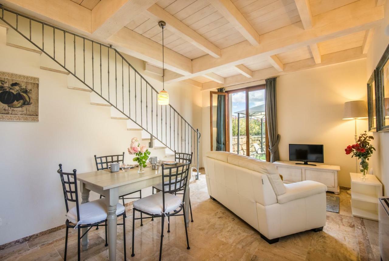 Casa Vacanze Squarcialupi كاستيلّينا إنْ كْيانت المظهر الخارجي الصورة