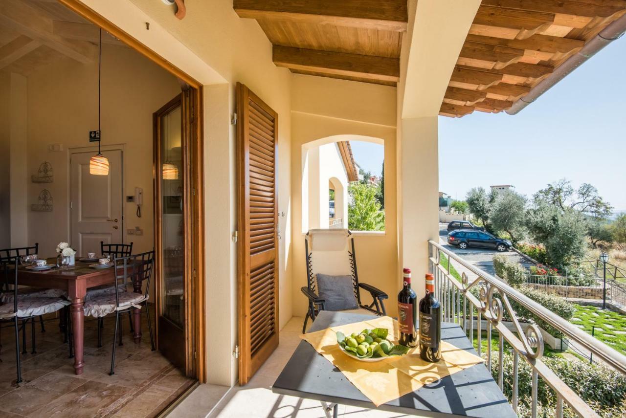 Casa Vacanze Squarcialupi كاستيلّينا إنْ كْيانت المظهر الخارجي الصورة